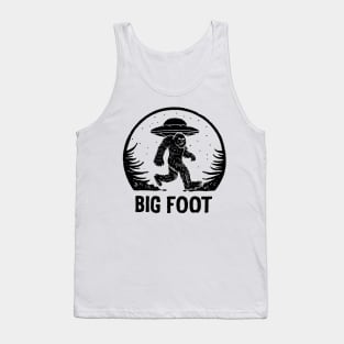 Big foot ufo hunting Tank Top